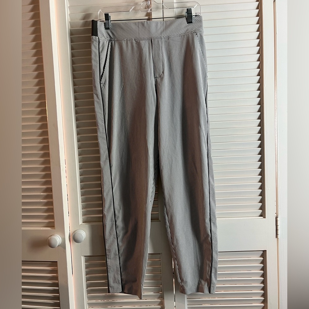 Athleta Pinstripe Straight Leg Athletic Pant NEVER WORN